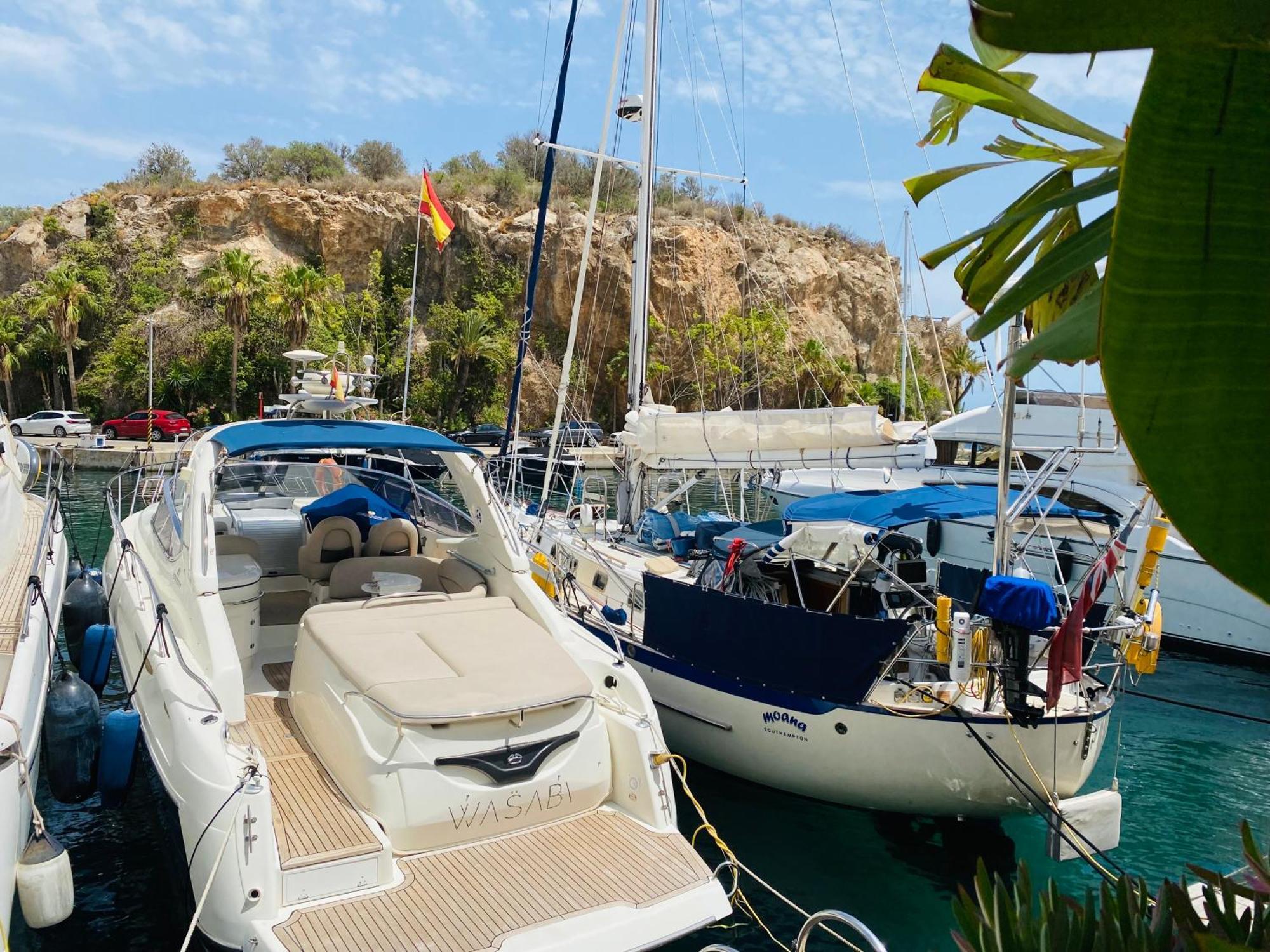 Jardines De Adnania En Marina Del Este Con Vista Al Mar Ada La Herradura  Esterno foto