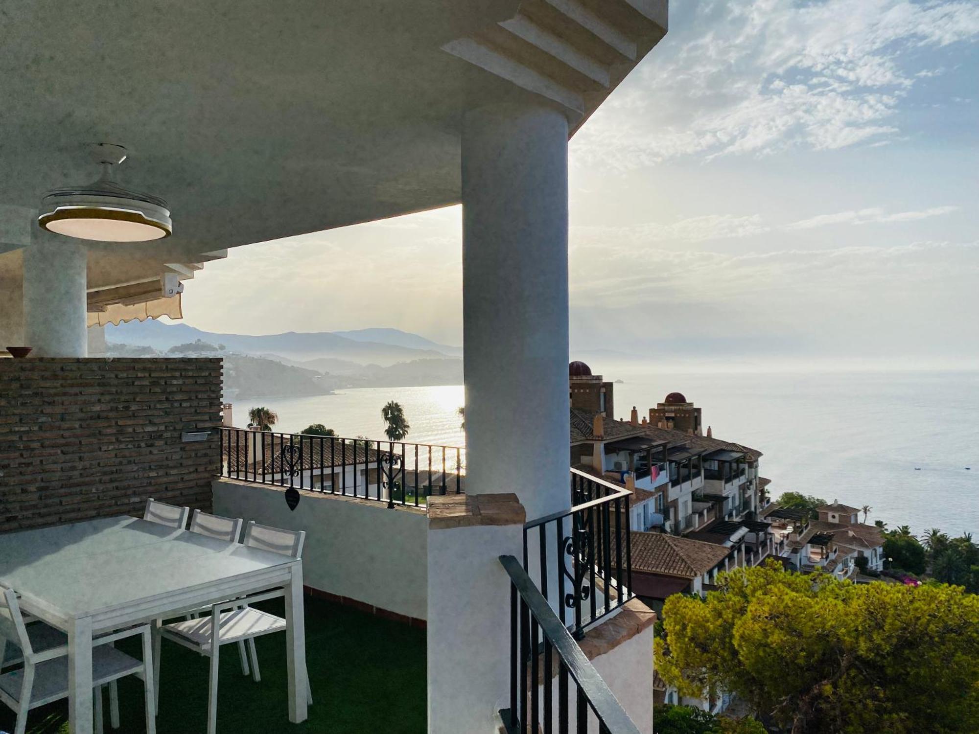 Jardines De Adnania En Marina Del Este Con Vista Al Mar Ada La Herradura  Esterno foto